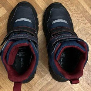 Like new Geox Amphibiox Respira Boys Boot Size 2